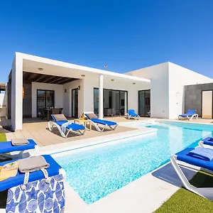  Villa Aurora