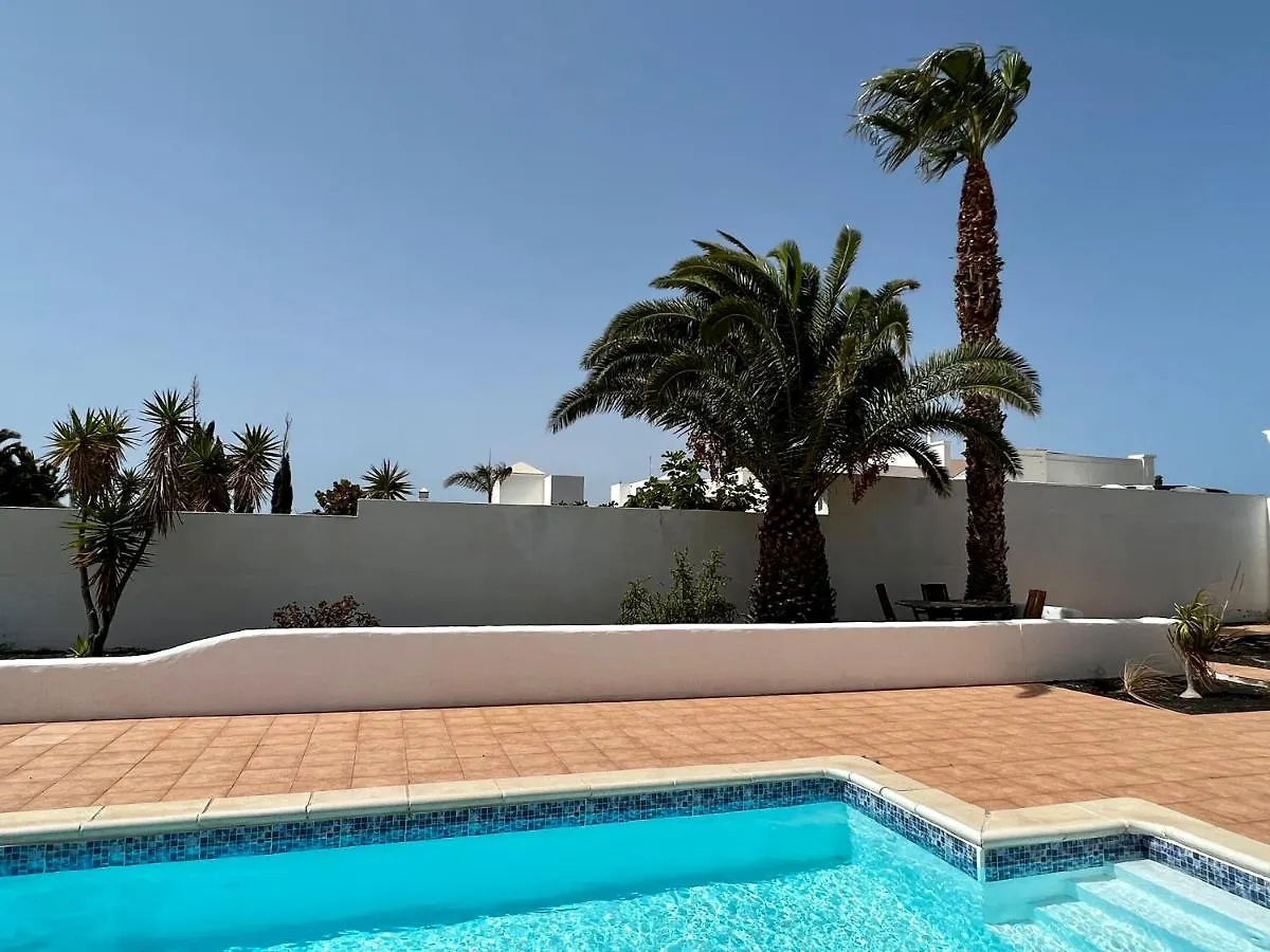 Lovely Villa Almudena With Private Pool Playa Blanca  España